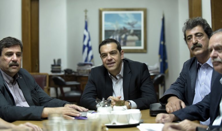 Στο Υπουργείο Υγείας ο Πρωθυπουργός