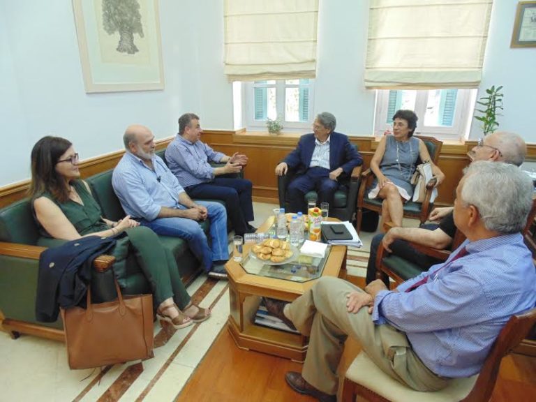 Στ. Αρναουτάκης: Οι Περιφέρειες να υλοποιούν την δακοκτονία