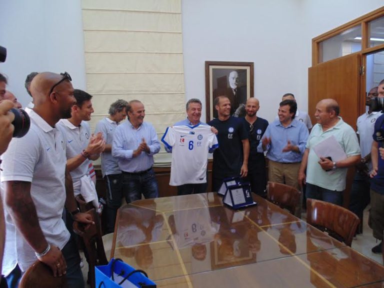 Βράβευση βετεράνων ποδοσφαιριστών