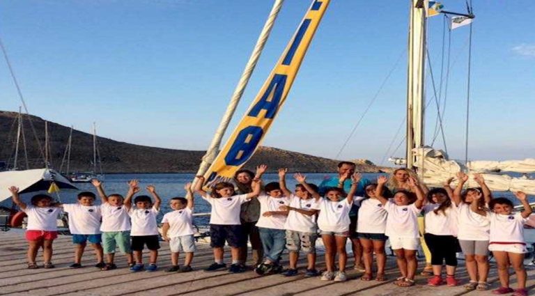 Κοντά στους μαθητές της Χάλκης οι ιστιοπλόοι της Ρόδου