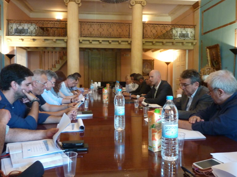 Κέρκυρα: Επενδύσεις και τουρισμός στη συνάντηση Ανδρεάδη – Δημάρχου