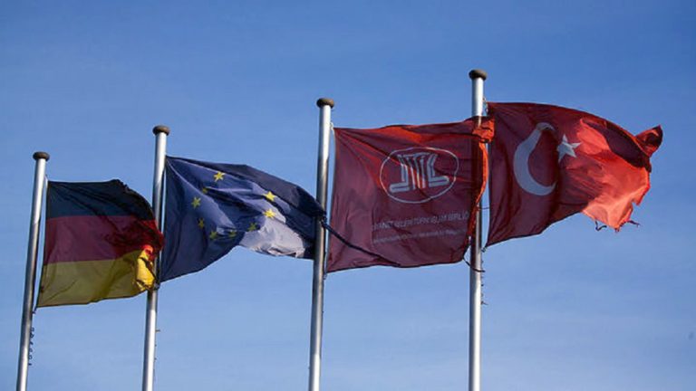 Γερμανία: Προειδοποιήσεις σε βουλευτές για πιθανή κατασκοπεία από την Τουρκία