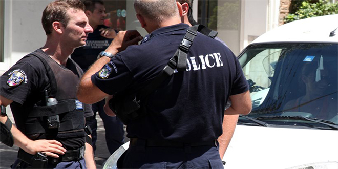 Συνελήφθη Βούλγαρος για παράνομη μεταφορά Σύριων