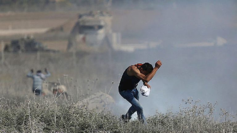 Κατακραυγή για βίντεο ελεύθερου σκοπευτή που πυροβολεί άοπλο Παλαιστίνιο (video)