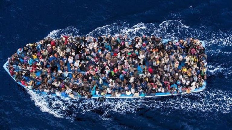 Δ. Aβραμόπουλος: Η Ιταλία χρειάζεται την αλληλεγγύη της Ευρώπης στο προσφυγικό