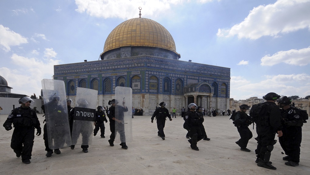 Ιερουσαλήμ: Νέες συγκρούσεις στην Πλατεία των Τεμενών (video)
