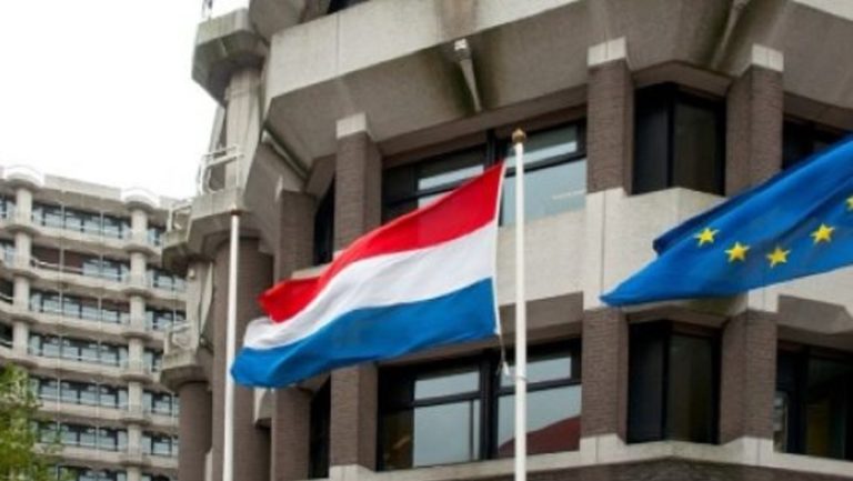 Ανεπιθύμητος στην Ολλανδία ο Τούρκος αντιπρόεδρος Τ. Τουρκές