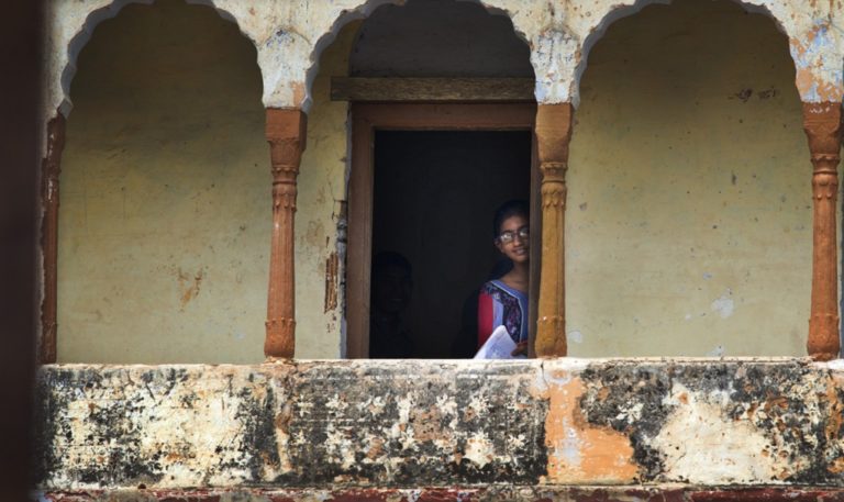 Ινδία: 10χρονο κορίτσι προσέφυγε στο Ανώτατο Δικαστήριο για να της επιτραπεί να κάνει άμβλωση