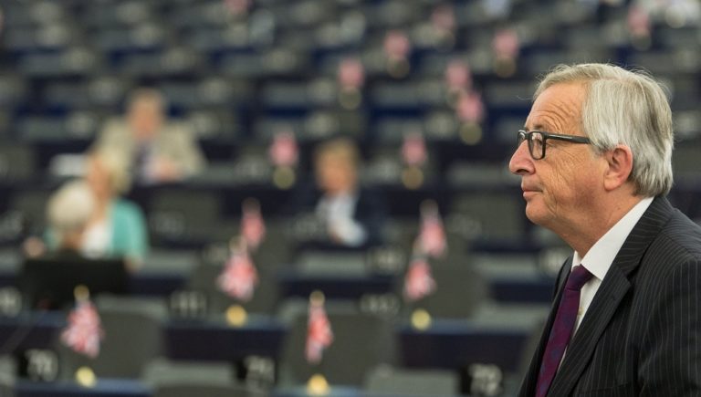 Ξέσπασμα Γιούνκερ για το άδειο ευρωκοινοβούλιο (video)