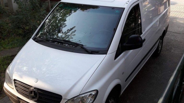 Καβάλα: Μετέφερε παράνομα 12 μετανάστες