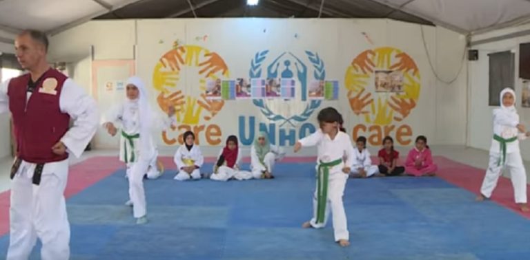 Taekwondo για να τονωθεί η αυτοπεποίθηση των προσφύγων