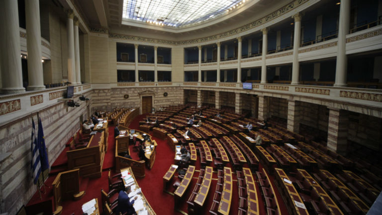 Οδηγία για αυτόματη διακρατική ανταλλαγή πληροφοριών για αποδοτικότερη είσπραξη φόρων