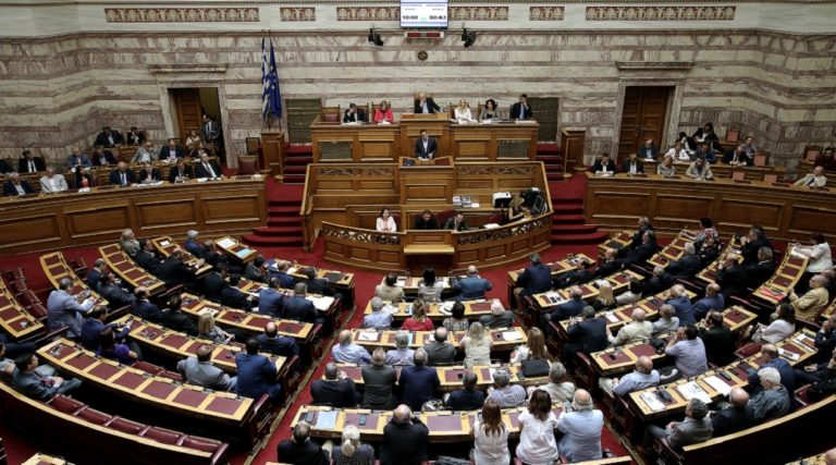 Βουλή: Συμφωνία Ελλάδος-ΗΠΑ για φορολογία και ανταλλαγή πληροφοριών