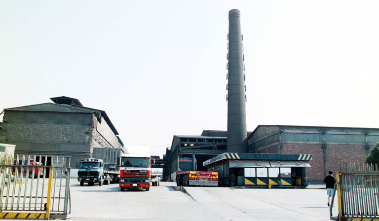 Βοήθεια για να μην πτωχεύσει η Hellenic Steel ζητούν οι εργαζόμενοι