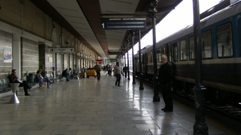 Αλλάζουν οι αποβάθρες στον σταθμό Λαρίσης λόγω έργων αναβάθμισης