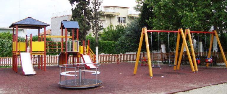 Αναπλάθονται παιδικές χαρές στο δήμο Θεσσαλονίκης