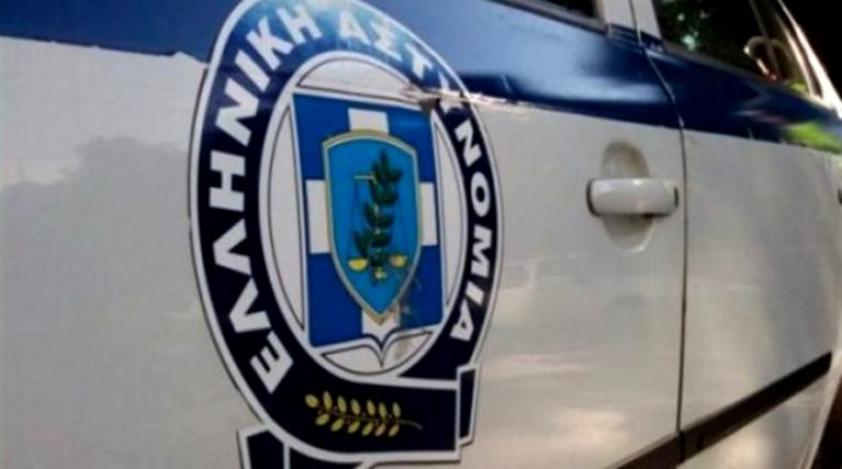 Τρίκαλα: Σύλληψη 21χρονου για κατοχή ροπάλων και μαχαιριού