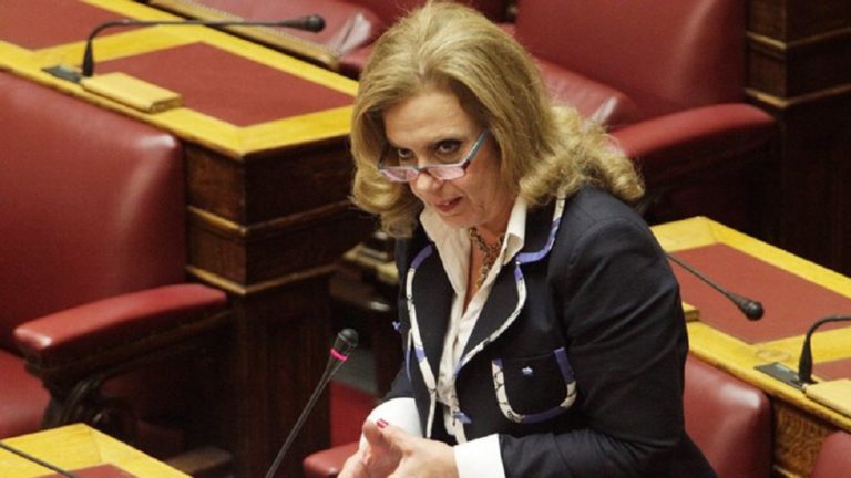 Ανεξάρτητη βουλευτής η Θεοδώρα Μεγαλοοικονόμου