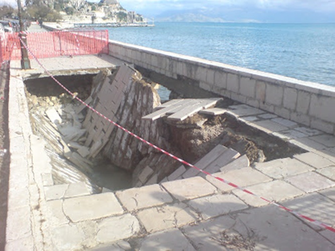 Κέρκυρα: Δασικοί χάρτες, παραλιακή Γαρίτσας και ΦΟΣΔΑ στο Περιφερειακό Συμβούλιο