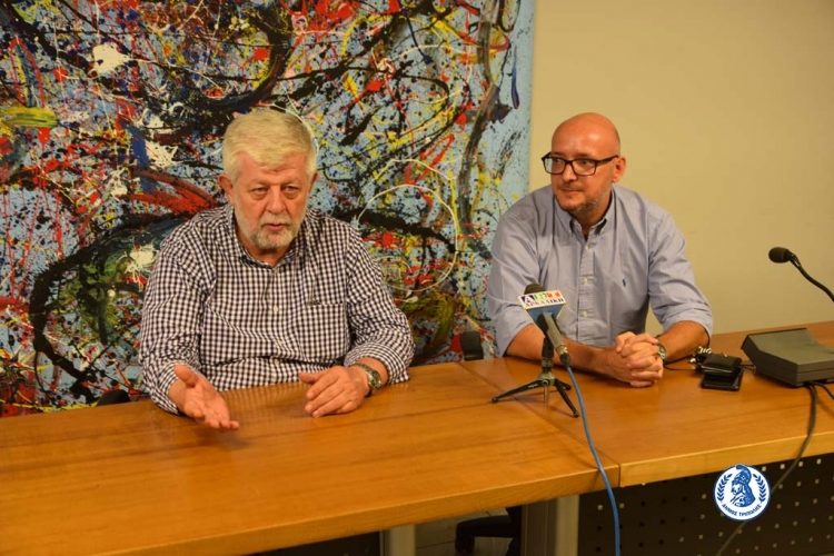 Δωρεά ηλεκτρονικών υπολογιστών στο Δήμο Τριπόλεως από εφοπλιστή
