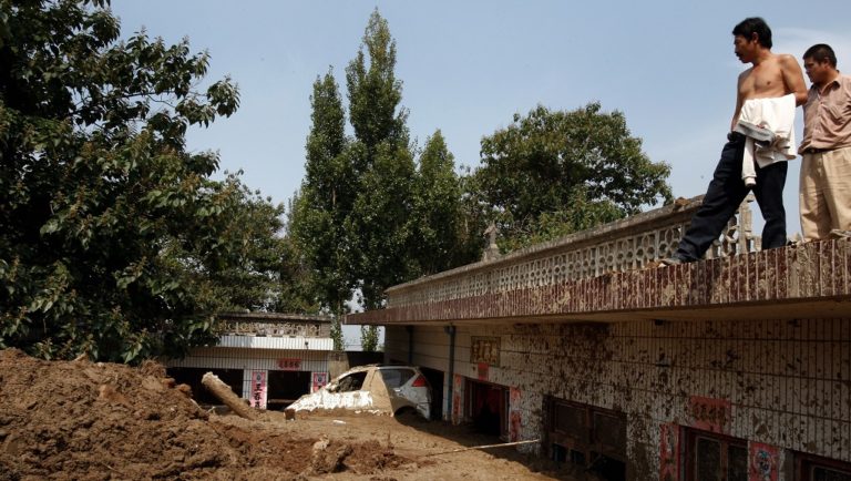 23 νεκροί και 12 αγνοούμενο από κατολίσθηση στην Κίνα