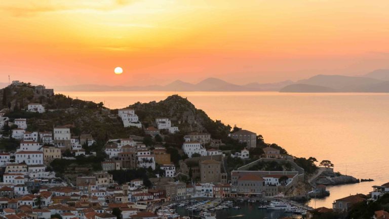 Hydra World Music: Ένα νέο παγκόσμιο μουσικό φεστιβάλ κάνει πρεμιέρα στην Ελλάδα