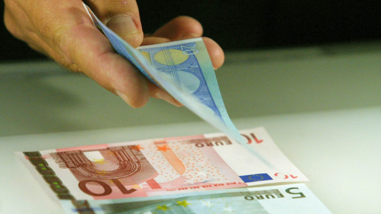Πληρώθηκαν φόροι 300 εκ. ευρώ για αδήλωτα εισοδήματα (video)