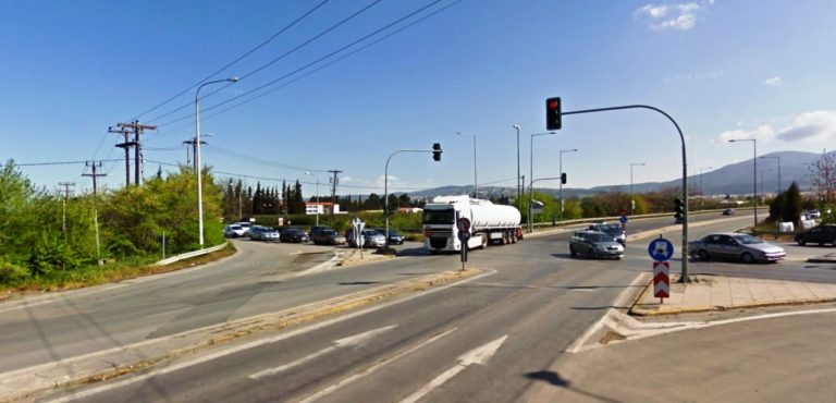 Εργασίες αποκατάστασης του οδοστρώματος στην Εθν. Οδό Θεσσαλονίκης-αεροδρομίου