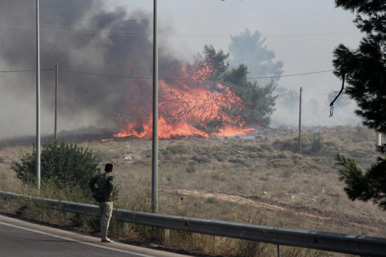 Στον Ανακριτή για εμπρησμό τα δύο αδέλφια