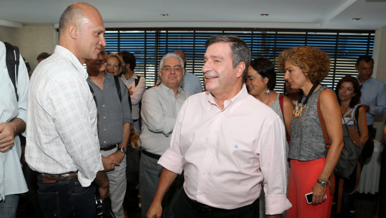 Υποψήφιος για την κεντροαριστερά ο Καμίνης – Συνάντηση με Γεννηματά (video)