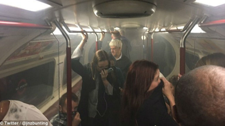 Φωτιά σε σταθμό του μετρό στο Λονδίνο-Έρευνες των αρχών