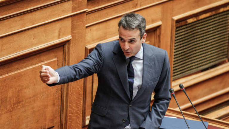 Μητσοτάκης: Βαφτίζετε μεταρρύθμιση την αλόγιστη επιβάρυνση των πολιτών (video)