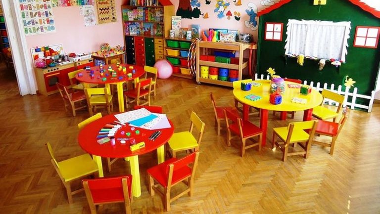 Κενές θέσεις βρεφών σε παιδικούς σταθμούς