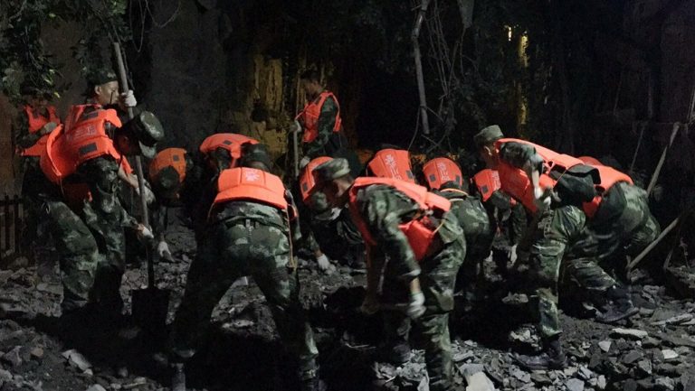 Νεκροί και τραυματίες στην Κίνα μετά τις δύο ισχυρές σεισμικές δονήσεις (video)