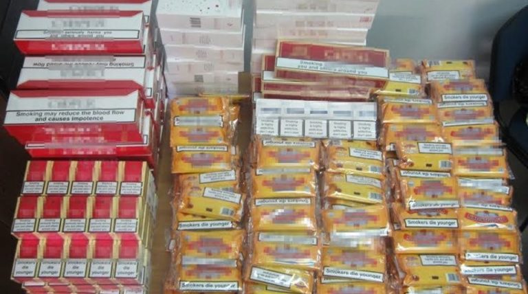 Σύλληψη τεσσάρων ατόμων που κατείχαν λαθραία τσιγάρα