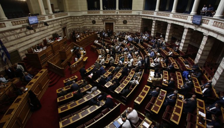 Με 149 ψήφους “πέρασε” το νομοσχέδιο για την Ανώτατη Εκπαίδευση