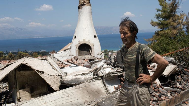 Αυτοψίες στις πυρόπληκτες επιχειρήσεις της Αν. Αττικής