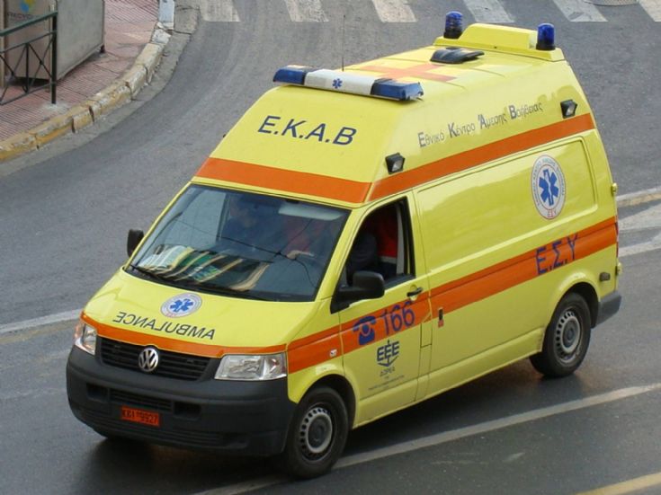 Βόλος: Μία νεκρή και δύο τραυματίες σε τροχαίο