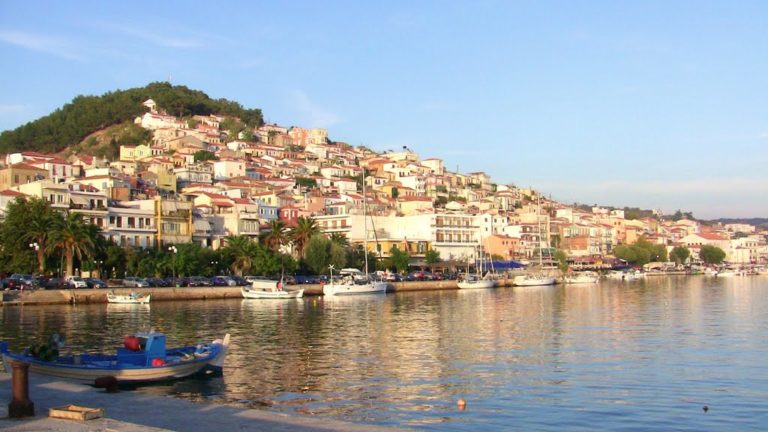 Λέσβος: Εκδήλωση στη Λέσχη Πλωμαρίου για την 8η Νοεμβρίου