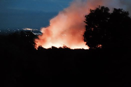 Αλεξανδρούπολη: Σε εξέλιξη η φωτιά στην Πυλαία