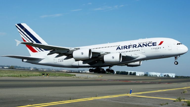 Air France: Ένα A380 έκανε επιτυχή προσγείωση έκτακτης ανάγκης στον Καναδά