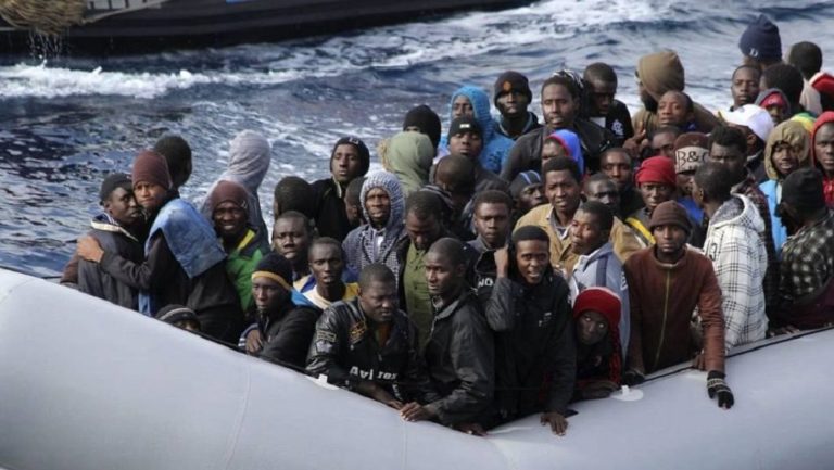 Ιταλία: Νέο ναυάγιο με πρόσφυγες και μετανάστες- Είκοσι τρεις ανασύρθηκαν νεκροί