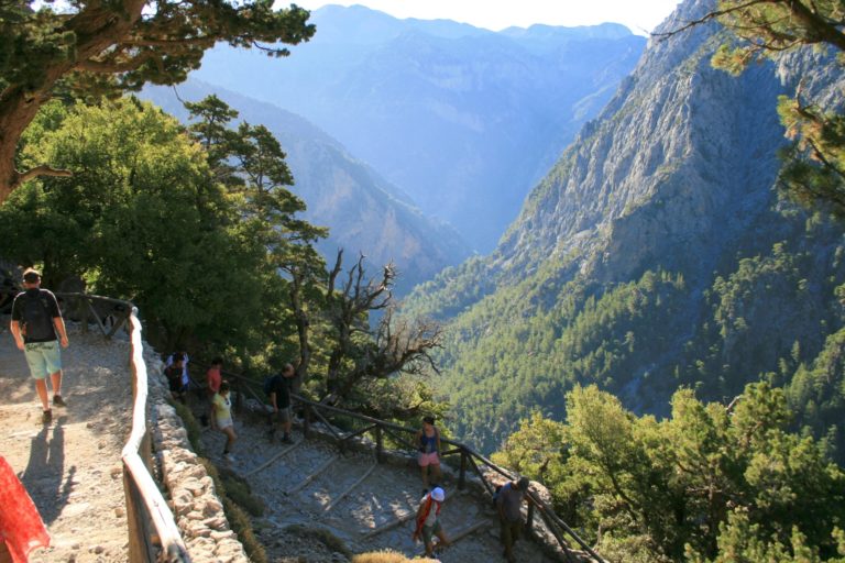 Κεφαλονιά: Παράταση απαγόρευσης κυκλοφορίας στον Αίνο