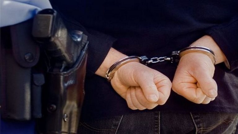 Δύο συλλήψεις για κλοπή ρεύματος στον Τύρναβο