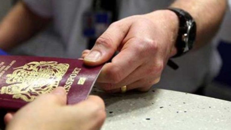 Κι άλλος με πλαστό διαβατήριο στο αεροδρόμιο Ιωαννίνων