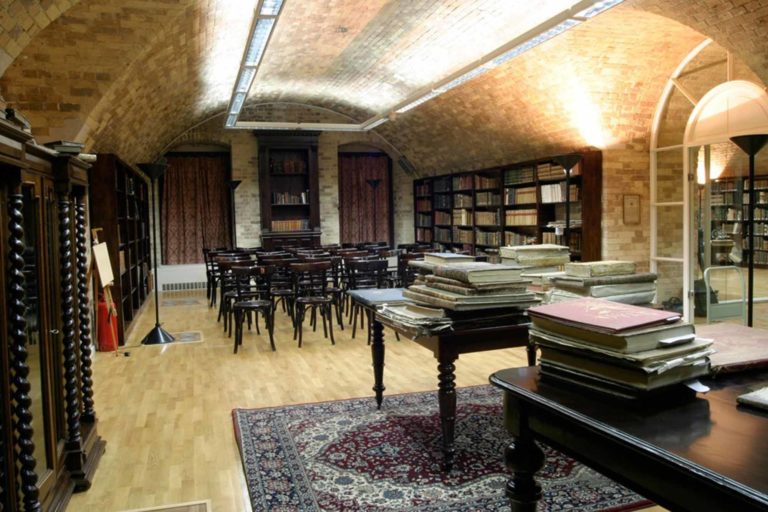 Κέρκυρα: Το νέο ωράριο της δημόσιας βιβλιοθήκης