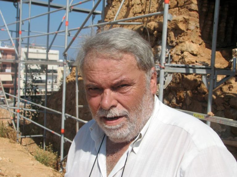 “Ο λόφος Καστέλι είναι η κορύφωση του αρχαιολογικού πάρκου” (audio)
