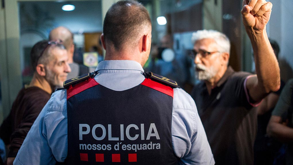 Ισπανία: Σε δίκη 18 στελέχη του αυτονομιστικού κινήματος της Καταλονίας