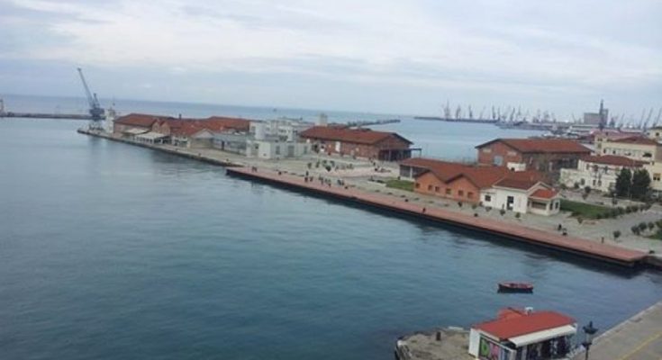Κινητοποιήσεις τελωνειακών στο λιμάνι Θεσσαλονίκης