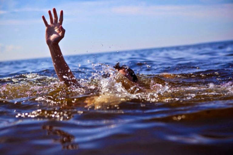 Ζάκυνθος: 65χρονος τουρίστας έχασε τη ζωή του ενώ κολυμπούσε